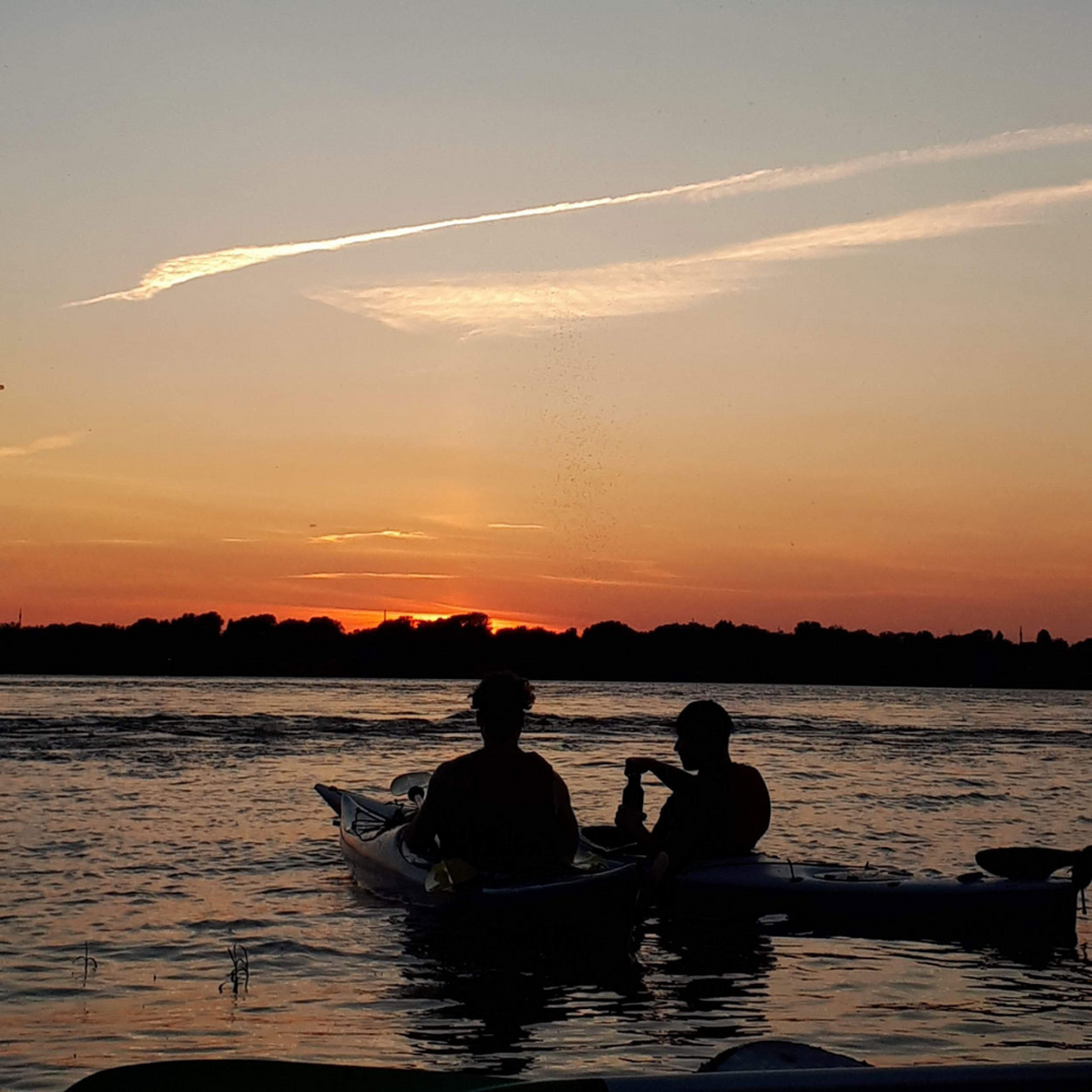 Descente nocturne en kayak