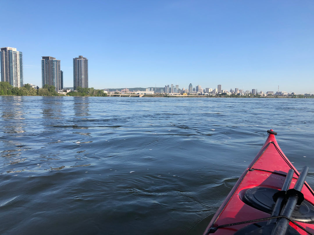 THE SAMUEL-DE CHAMPLAIN BRIDGE KAYAK CROSSING (GUIDED)